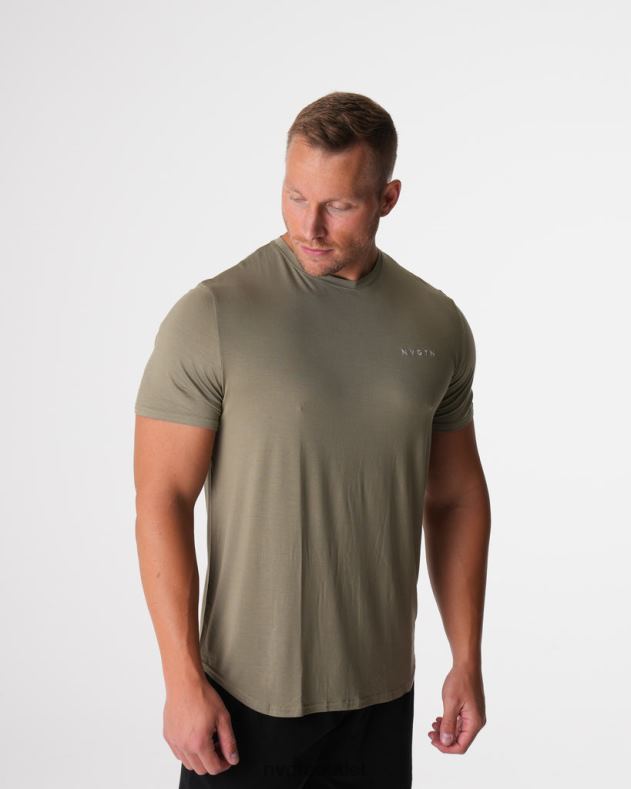 Spitzen NVGTN T-Shirt mit technischer Passform Salbeigrün Männer 86ZJB761
